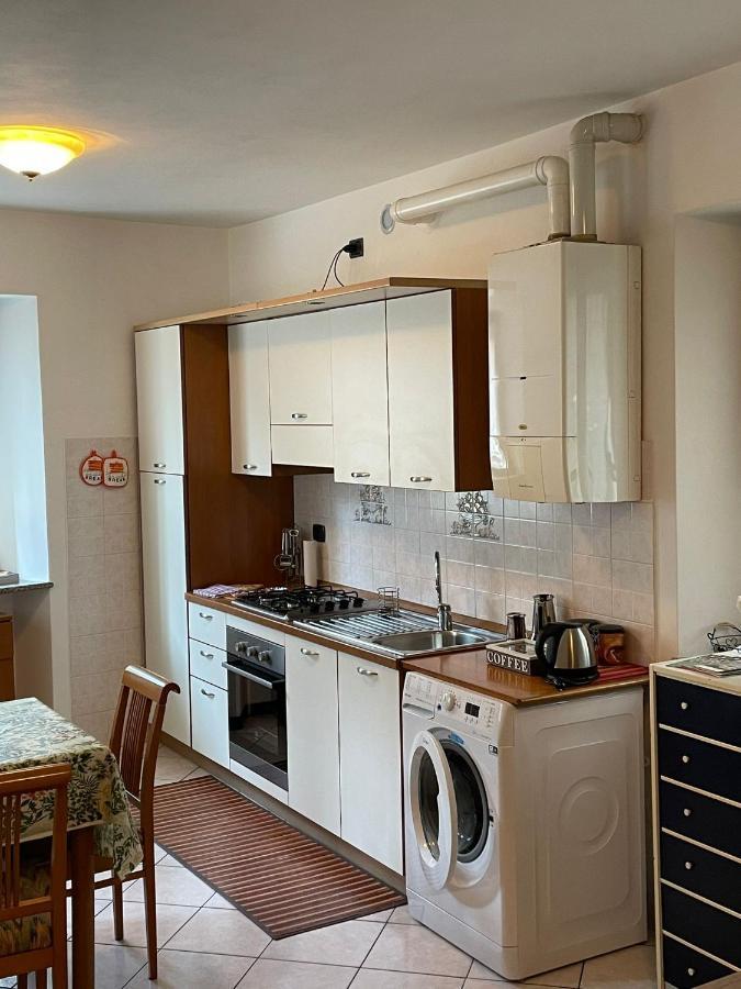 Casa Vacanze Da Carla Abbadia Lariana Extérieur photo